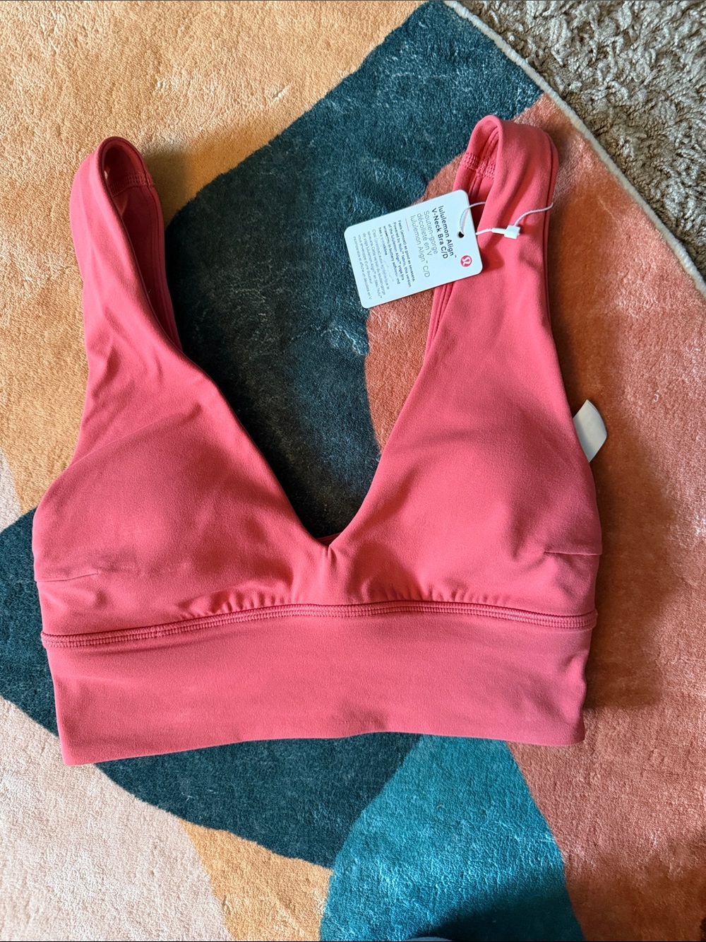 Size 2 Lulu lemon align V neck- C/D cup.
